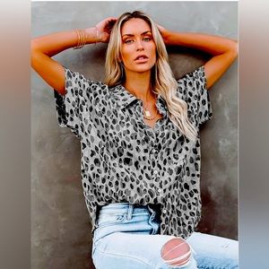 Okay Grey Leopard Print Chiffon Blouse Size Large